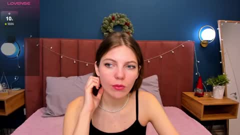 Snapshot of marie_reyes_ chatting on January 2025 08:43:02 AM Mary 3 online show from January 2025 08:43:02 AM