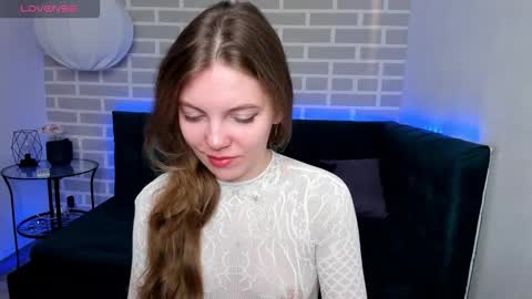 Snapshot of marie_reyes_ chatting on October 2025 01:38:01 AM Mary 3 online show from October 2025 01:38:01 AM