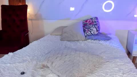 Maria  online show from March 2026 03:17:01 PM