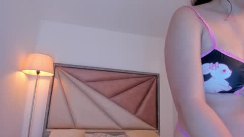 Mariee online show from November 2025 12:04:02 PM