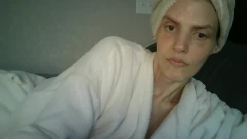 Snapshot of mariejojo chatting on July 2026 12:19:02 PM Mariejojo online show from July 2026 12:19:02 PM