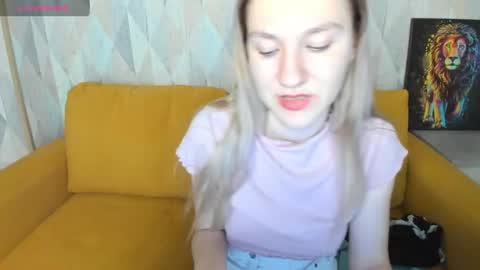 Snapshot of mariel_brown chatting on January 2025 01:58:01 PM mariel_brown online show from January 2025 01:58:01 PM
