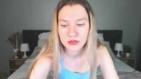 Snapshot of mariel_brown chatting on January 2025 08:22:01 AM mariel_brown online show from January 2025 08:22:01 AM