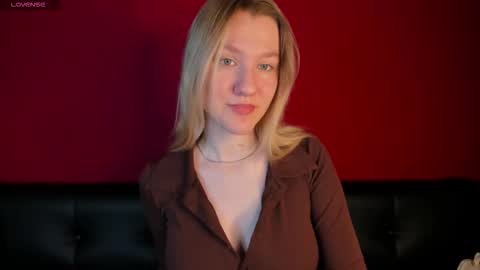 Snapshot of mariel_brown chatting on September 2025 08:29:02 AM mariel_brown online show from September 2025 08:29:02 AM