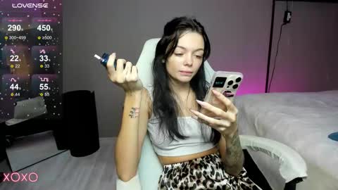 Maria  online show from September 2025 12:54:01 PM