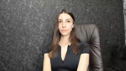 Snapshot of marielleanker chatting on September 2025 12:59:02 PM marielleanker online show from September 2025 12:59:02 PM