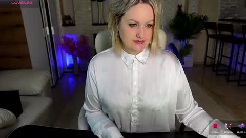 mariemlui online show from March 2026 03:38:02 PM