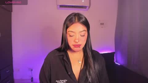 Snapshot of mariiana_hasper chatting on June 2026 10:56:01 PM Mariana Hasper online show from June 2026 10:56:01 PM