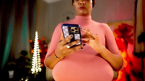 Snapshot of mariicha chatting on December 2024 10:13:01 AM Nikita - Scroll down and read my bio please. New Pictures in Bio online show from December 2024 10:13:01 AM