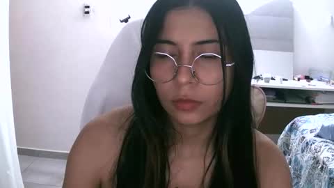 Snapshot of marilove40925 chatting on November 2025 10:09:02 PM marilove40925 online show from November 2025 10:09:02 PM