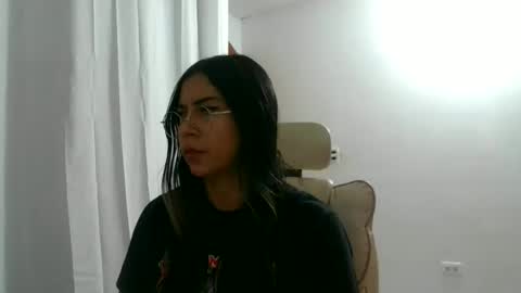 Snapshot of marilove40925 chatting on November 2025 04:33:02 AM marilove40925 online show from November 2025 04:33:02 AM