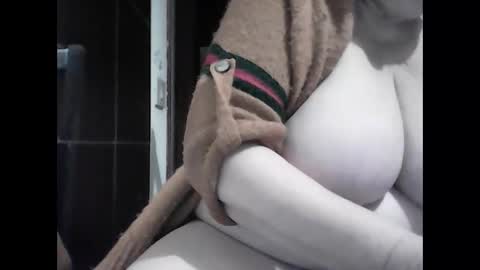 Snapshot of marilu64 chatting on February 2025 09:09:01 PM marilu64 online show from February 2025 09:09:01 PM