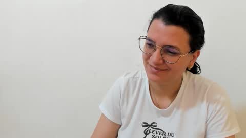 MARILYN SEXY online show from November 2025 04:27:02 PM