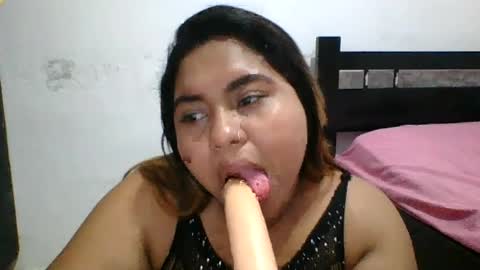 marilyn_porto online show from June 2026 04:41:01 PM