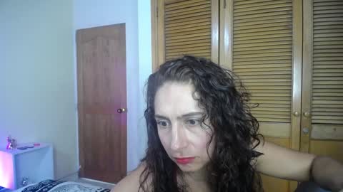 marilynetthan online show from December 2024 04:38:02 PM