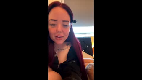 marinebelle11 online show from June 2026 06:18:02 PM
