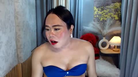 LEAH online show from April 2026 05:22:02 PM