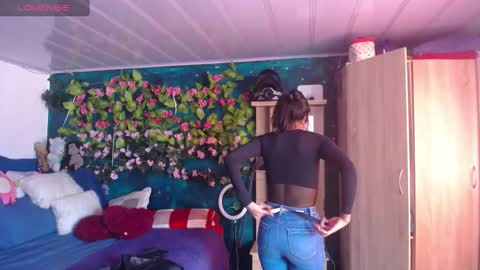 Maritza Ferrer -Samara Beltran online show from February 2025 05:50:01 PM