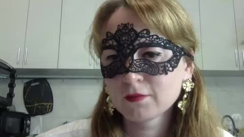 mariza_love359092 online show from February 2026 10:33:01 PM