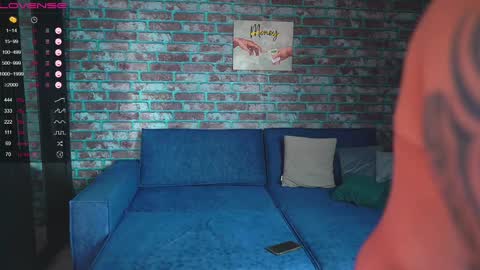 Mark online show from February 2025 07:15:01 AM