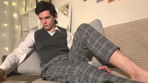 Mark online show from December 2025 02:22:02 PM