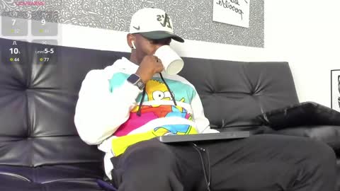 Snapshot of mark_vega chatting on April 2026 03:18:02 AM Mark online show from April 2026 03:18:02 AM