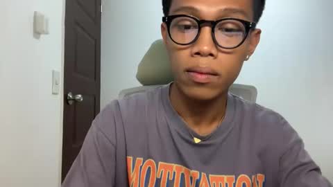 markanthony54 online show from April 2026 07:22:01 AM