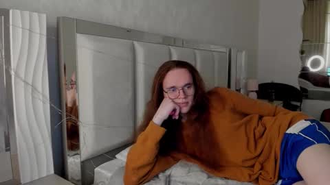 Mark online show from October 2025 10:12:02 AM