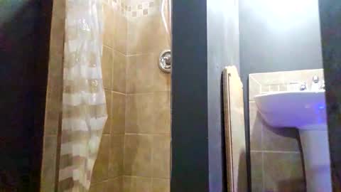 Snapshot of markjomes chatting on January 2026 09:14:02 AM Mark Jomes online show from January 2026 09:14:02 AM