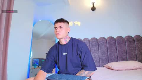 Sebastian online show from October 2025 03:18:01 AM