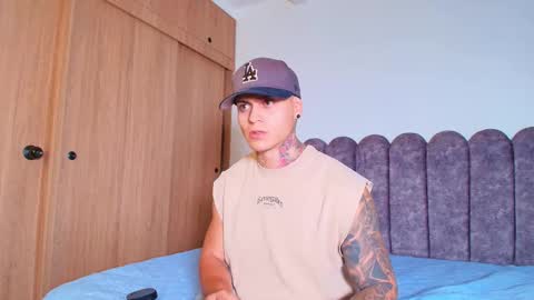 Sebastian online show from November 2025 09:47:01 PM