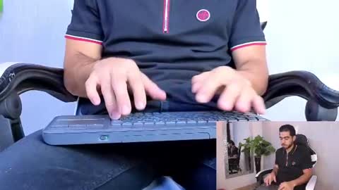 Snapshot of markoss_miles chatting on July 2026 11:52:02 AM Markos online show from July 2026 11:52:02 AM