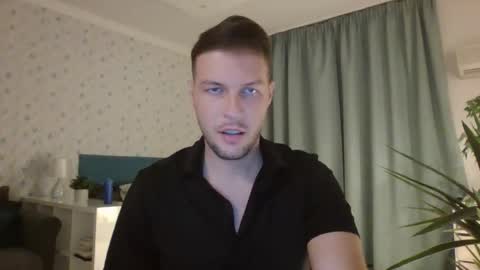 Snapshot of markster9696 chatting on November 2025 11:40:01 PM markster9696 online show from November 2025 11:40:01 PM