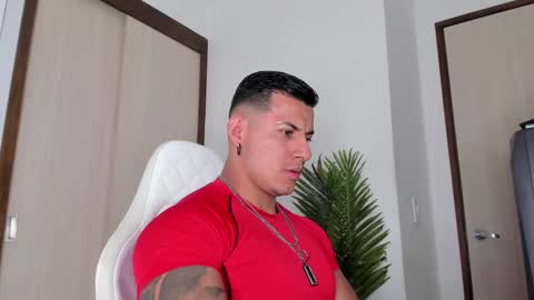 markus... Y online show from February 2025 09:52:01 PM