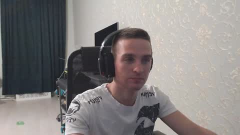 Snapshot of marselle_looker chatting on January 2025 06:09:02 AM Marselle online show from January 2025 06:09:02 AM