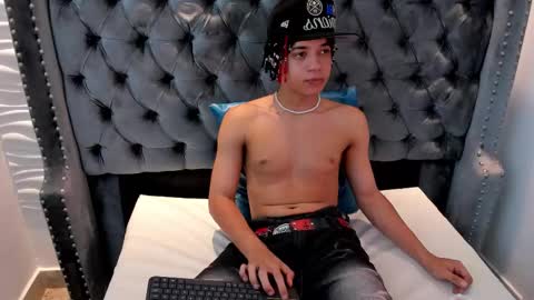 MARSHALL online show from November 2025 01:55:01 PM