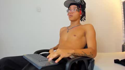 MARSHALL online show from February 2026 12:58:01 PM