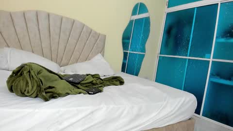 marsmith_1 online show from February 2026 04:31:02 AM