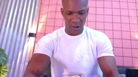 Snapshot of martin_killer chatting on June 2026 01:16:01 AM Martin online show from June 2026 01:16:01 AM