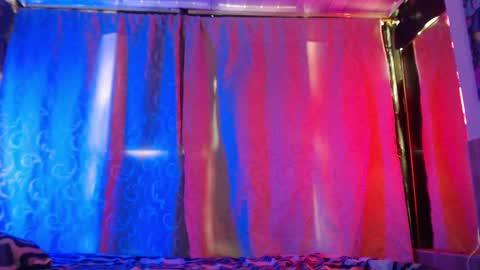 100 explicit here. follow  online show from February 2025 06:44:01 PM