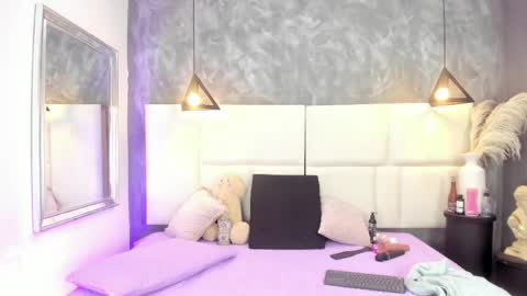 Martina  online show from April 2026 01:14:01 PM