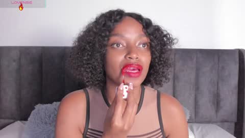 Laura online show from February 2025 11:24:01 PM