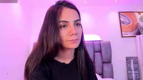 Martina online show from October 2025 02:49:01 PM