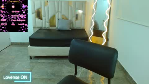 Snapshot of martina_tay chatting on February 2025 01:27:02 AM Hey im martina online show from February 2025 01:27:02 AM