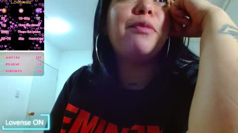 Snapshot of martina_tay chatting on February 2025 09:03:01 AM Hey im martina online show from February 2025 09:03:01 AM