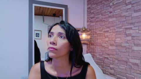 Martina online show from March 2026 04:57:02 PM