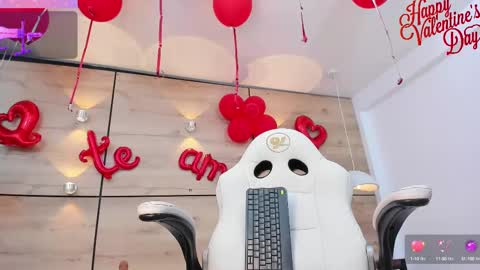 martina touss  online show from February 2025 02:47:02 AM