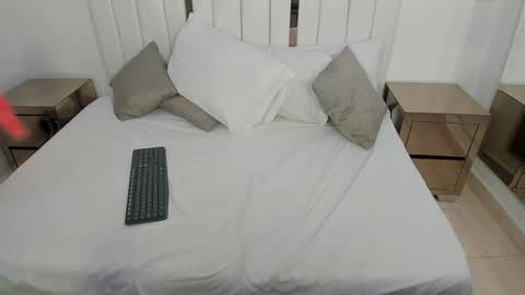 Snapshot of martina_xblack chatting on December 2024 11:45:02 PM Martina Black online show from December 2024 11:45:02 PM