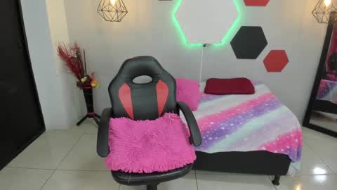 Martina online show from December 2024 02:46:01 AM