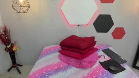 Martina online show from December 2024 05:53:02 AM
